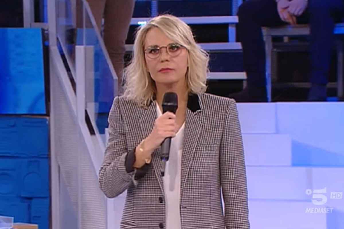 Maria De Filippi ad Amici addio allievo