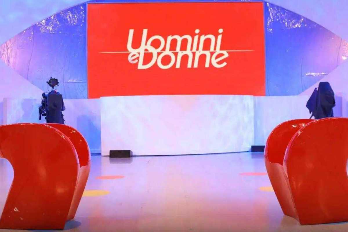 Uomini e Donne studio