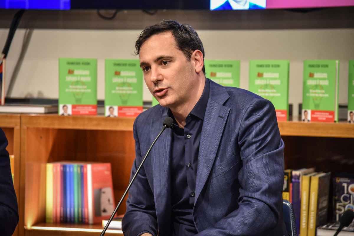 Francesco Vecchi sbotta in diretta