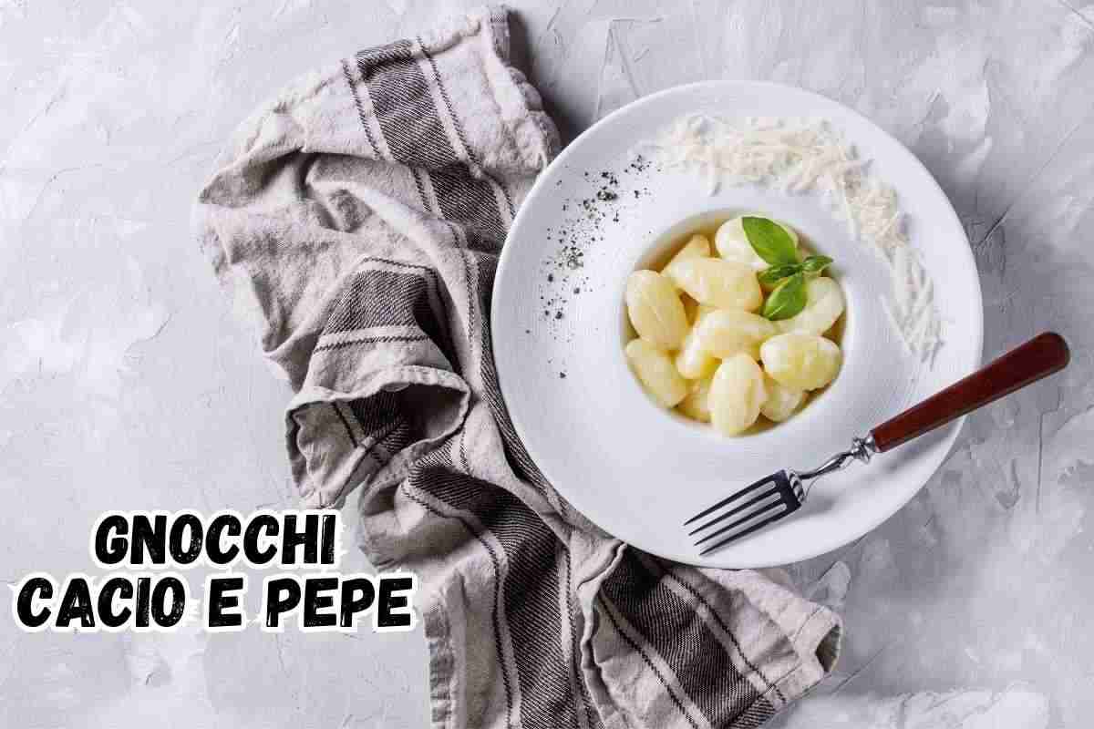 Cacio e pepe con gli gnocchi