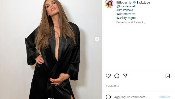 Elisabetta Canalis lo scatto mozzafiato