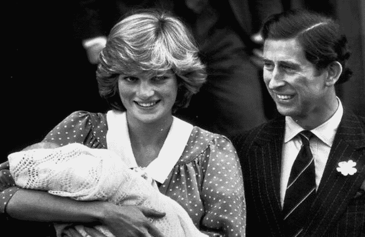 Lady Diana e Carlo con il figlio
