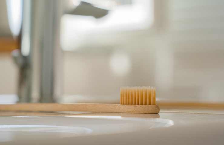spazzolino da denti: dopo quanto si cambia