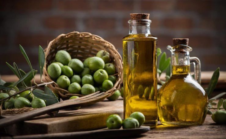 Olio d'oliva, grande alleato dei nostri capelli