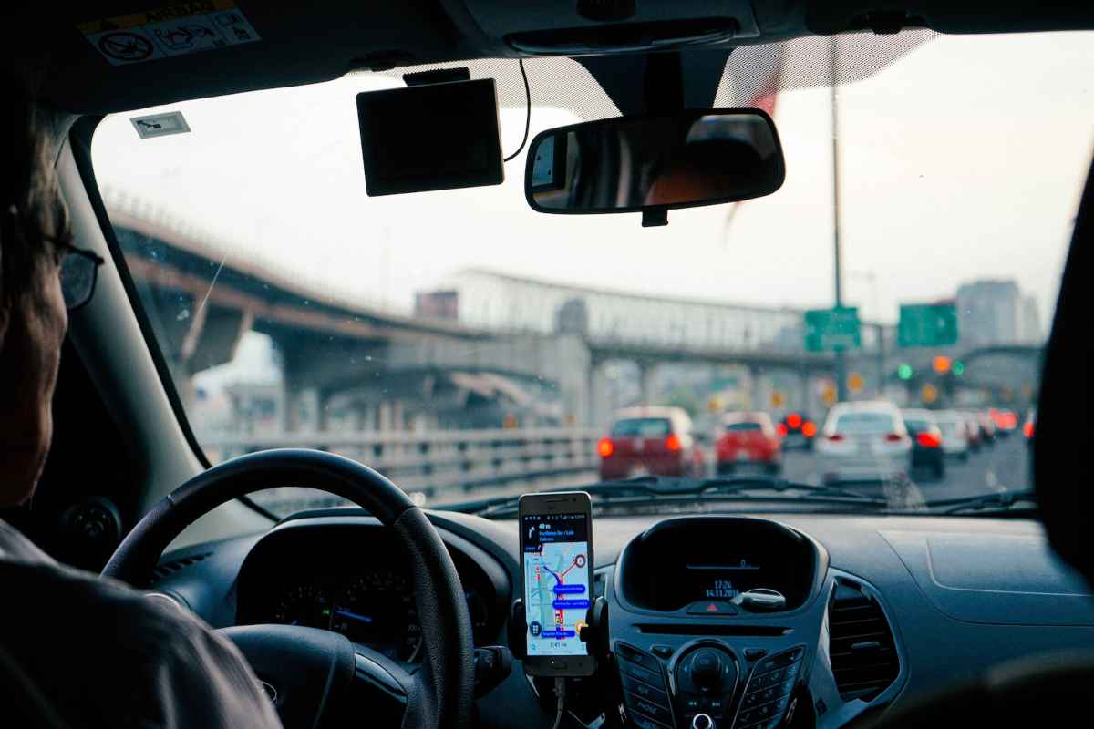 Gli oggetti più strani che gli utenti dimenticano su Uber