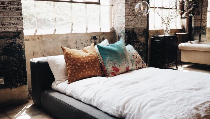 Lo stile industrial è la nuova moda per le camere da letto