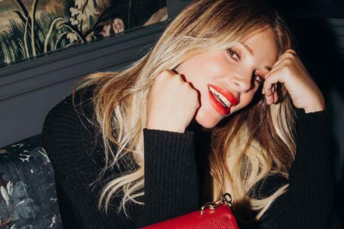 Alessia Marcuzzi: i suoi occhi da sole sono super cool