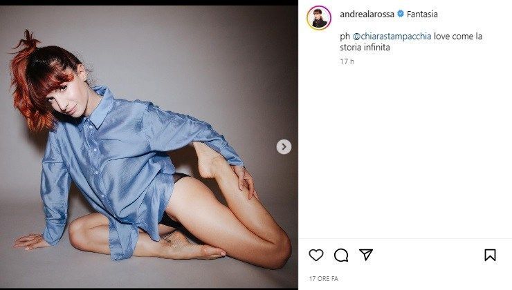 Andrea Delogu mutande posa sensuale
