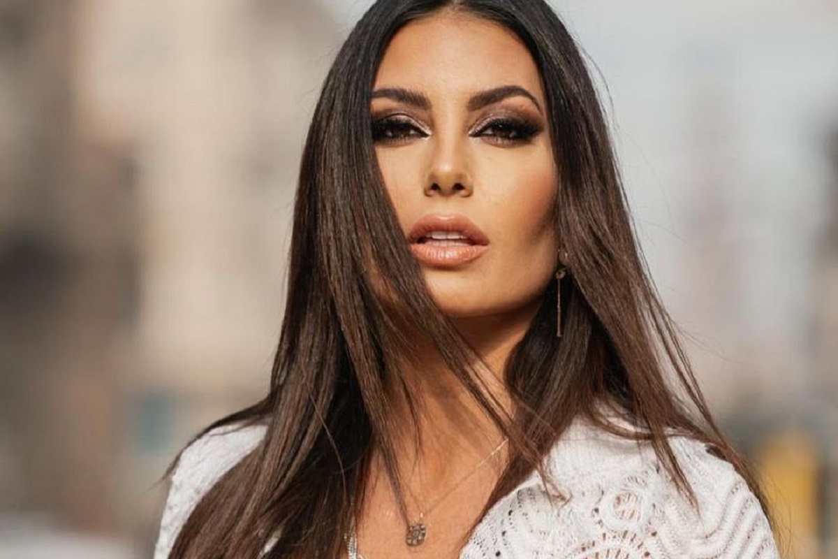 Elisabetta Gregoraci forme meravigliose