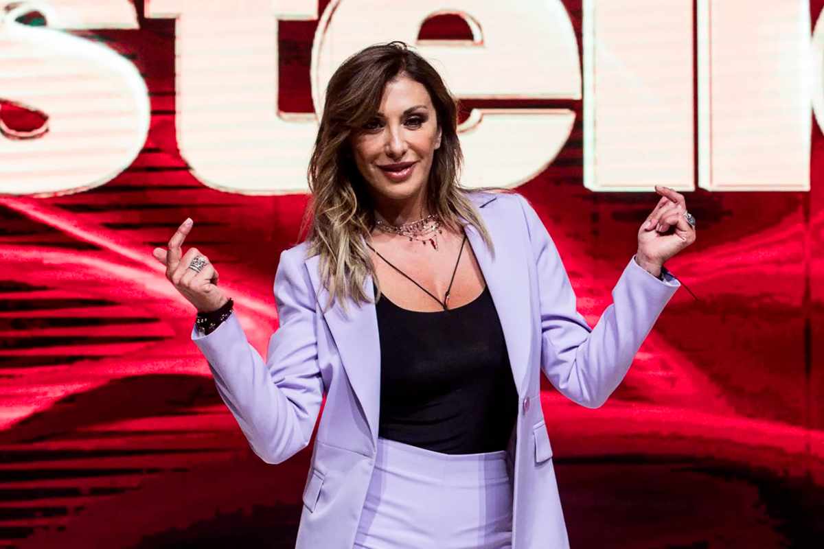 sabrina salerno risposta angela cavagna