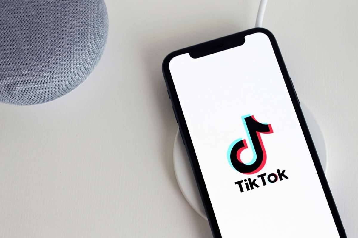 ammonizioni e punizioni su tiktok